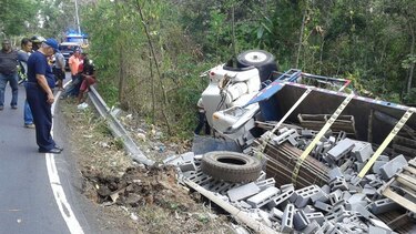 Vuelco de camión deja un muerto en La Chorrera