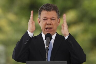 Presidente Santos dice que no hay que temerle al proceso de paz con las FARC