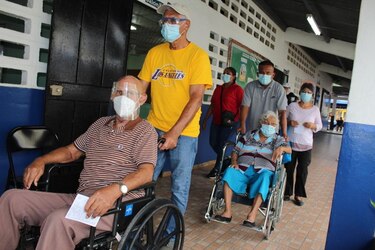 Se han aplicado un millón 31 mil 694 dosis de vacunas contra la Covid-19 en el país