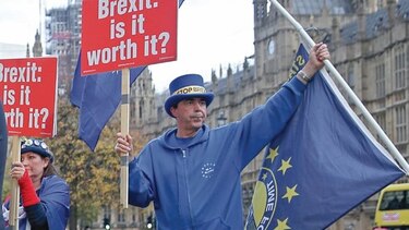 Unión Europea incrementa presión sobre Inglaterra