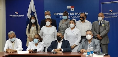 Enfermeras darán a conocer este jueves si aceptan o no propuestas del Gobierno tras diálogo