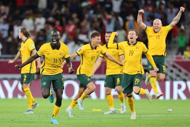 Australia clasifica al Mundial tras superar por penales a Perú en la repesca intercontinental