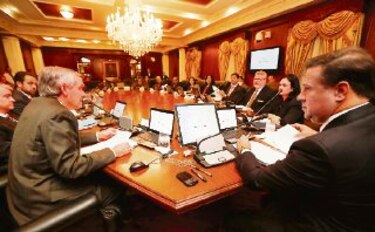 Presidente Varela dilata decisión de indultos