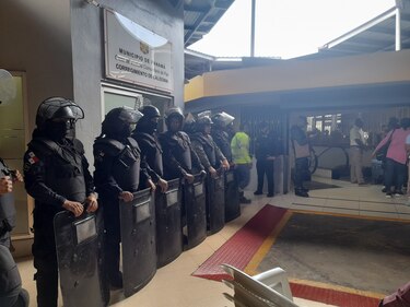 Liberan a 514 obreros del Suntracs, otros 74 enfrentarán cargos penales