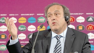 Michel Platini califica el sistema VAR de “porquería”