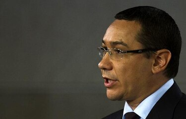 El primer ministro de Rumania pide licencia de un mes