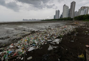 Segunda fase para la reducción de artículos plásticos en Panamá