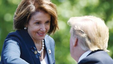 Líder de los demócratas quiere ver a Trump ‘en prisión’, indican reportes