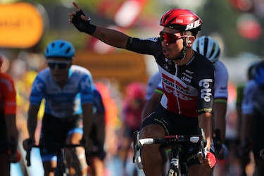 Ewan repite victoria, Sagan sancionado y Roglic mantiene liderato del Tour