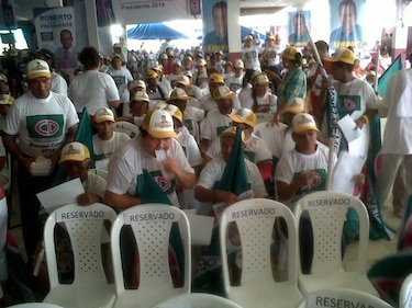 Precandidatos presidenciales de CD se movilizan hacia Chitré