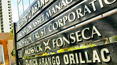 Fondo 'buitre' acreedor de Argentina demanda a Mossack Fonseca