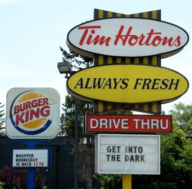 Burger King acuerda compra de rival Tim Hortons por $11 mil 400 millones