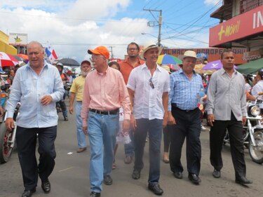 Solís y Jované buscan firmas para sus candidaturas en La Chorrera