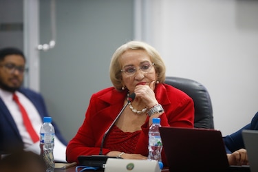 Unachi en la mira: rectora se ausenta de la Asamblea y destapan deuda de $12 millones con la CSS