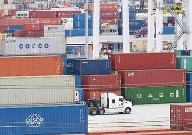 Moody’s rebaja perspectiva a banca mundial