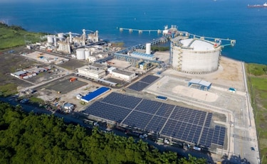 GIP, de BlackRock, busca adquirir AES por $38,000 millones, con repercusiones en Panamá