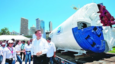 Varela sorprende con alza salarial
