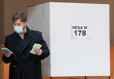 Chile vota en la elección más incierta tras el fin de la dictadura