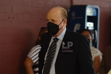 Fiscalía termina con la presentación de pruebas en el caso pinchazos