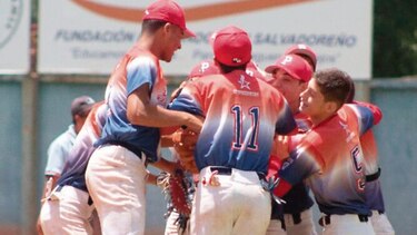Panamá es el campeón y va al Mundial intermedio