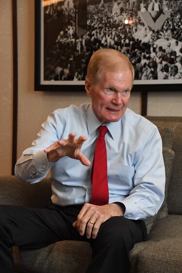 Bill Nelson, administrador de la NASA, habla sobre Panamá como eje clave en la exploración espacial