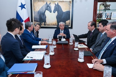 Panamá y navieros japoneses abordan una mayor cooperación marítima y logística