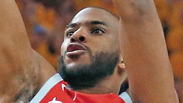 Rockets y Warriors ganan y acarician final de Conferencia Oeste en la NBA