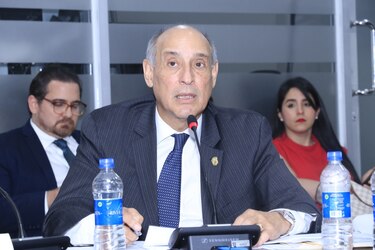 Diputado Zúñiga traslada queja de cadetes al administrador de la AMP sobre las elecciones en la UMIP