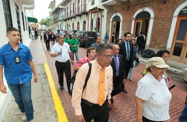 Gobierno pide a educadores volver a clases