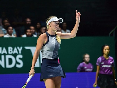 Wozniacki y Halep comienzan el Masters con victoria