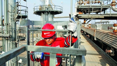Pdvsa espera más ofertas