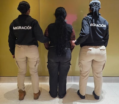 Panamá devuelve a Colombia a una mujer presuntamente vinculada a las FARC