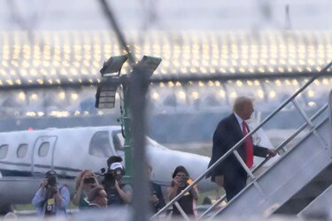Y Trump pisó la cárcel.... 20 minutos