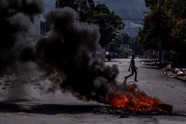 Telecomunicaciones en Haití están afectadas por amenaza de las pandillas