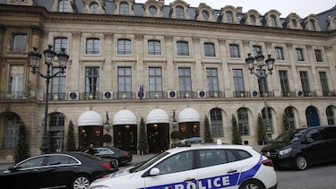 Hallan parte del botín robado en el hotel Ritz de París