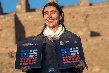 Convención entrega primera versión de nuevo texto constitucional de Chile