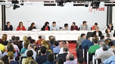 PSOE allana investidura de Rajoy