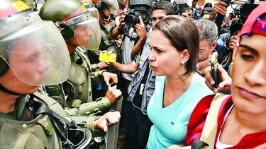 Países se movilizan por Venezuela