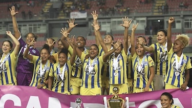 Universitario conquista el supercampeonato de la LFF