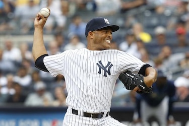 Rivera y Nova llevan a los Yankees al triunfo