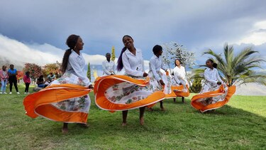 Ritual de Año Nuevo en Camino del Silencio de la ecuatoriana Montaña de Luz