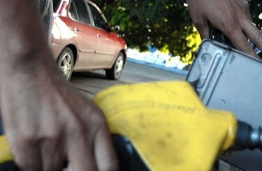 Este viernes subirá el precio de los combustibles