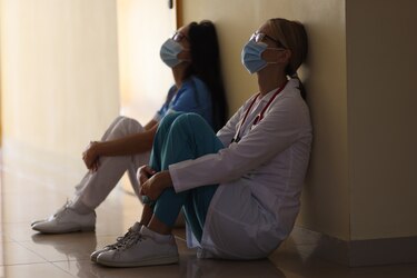 Falta de dinero afecta el ingreso de médicos a instalaciones de salud para su formación