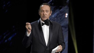Kevin Spacey encara primera acusación por abuso sexual