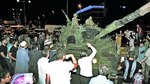Turquía intenta aplacar reductos de golpe militar