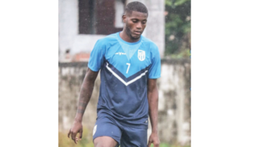 La Pantera Fajardo ya se reportó en Ecuador y promete hacer muchos goles