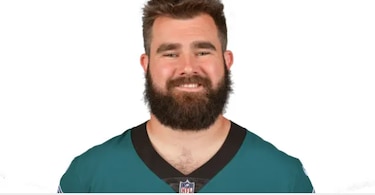 Coach de Eagles afirma que inteligencia de Jason Kelce está fuera de la liga