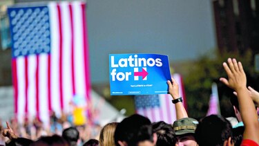 Trump inclina a los hispanos hacia Clinton