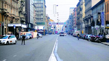 El esmog limita el tráfico en Italia