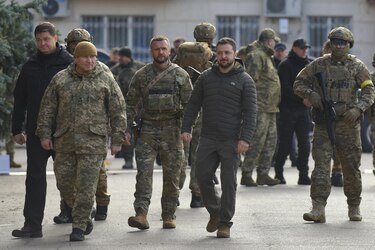 Destruyen dos bases rusas en Melitopol, según alcalde